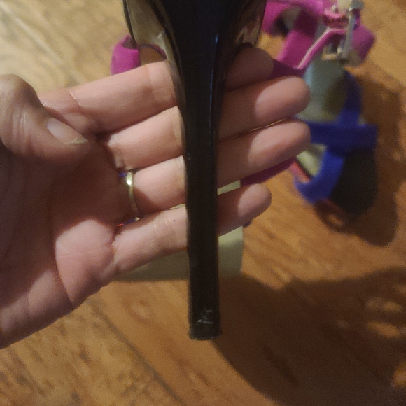 Jessica Simpson Platform Heels - Picture 3 of 5